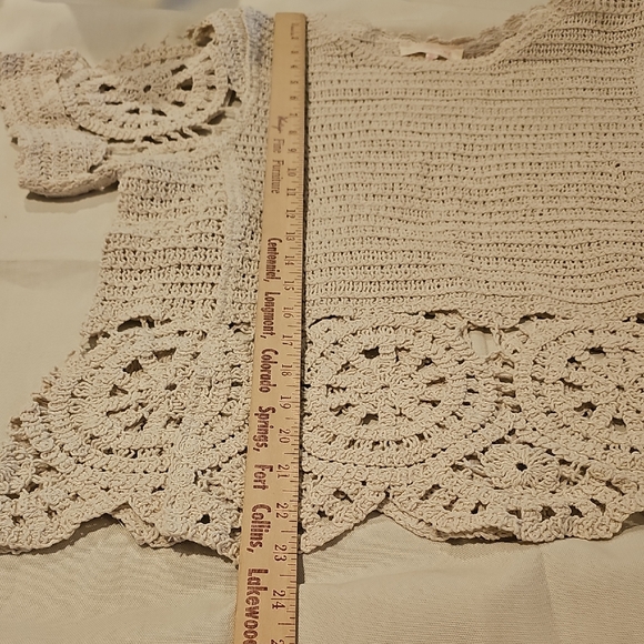 Solitaire Cream Crochet Lace Women's Blouse - Picture 7 of 12